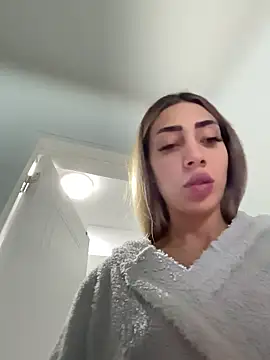 BonyBon29 online show from February 17, 2026, 8:33 am