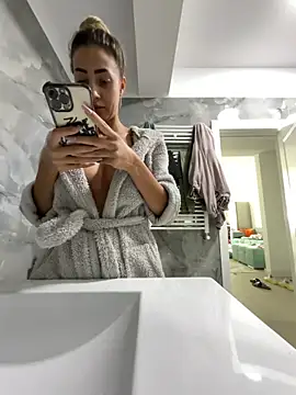 BonyBon29 online show from September 24, 2025, 5:25 am