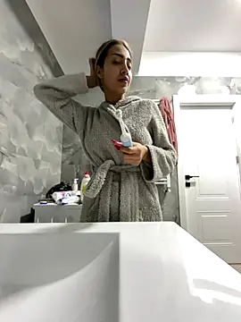 BonyBon29 online show from December 5, 2025, 6:23 am