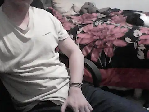 Snapshot of MarioKnero chatting on May 27, 2026, 8:22 am MarioKnero online show from May 27, 2026, 8:22 am