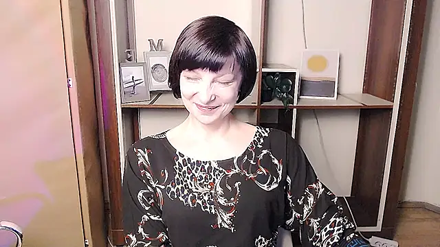 Snapshot of _AngeliaFlow_ chatting on April 12, 2026, 8:39 am AngeliaFlow online show from April 12, 2026, 8:39 am