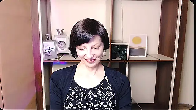 Snapshot of _AngeliaFlow_ chatting on March 27, 2026, 12:17 pm AngeliaFlow online show from March 27, 2026, 12:17 pm