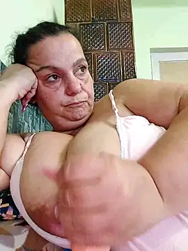 Snapshot of IvettkeXXX chatting on September 30, 2025, 11:49 am IvettkeXXX online show from September 30, 2025, 11:49 am