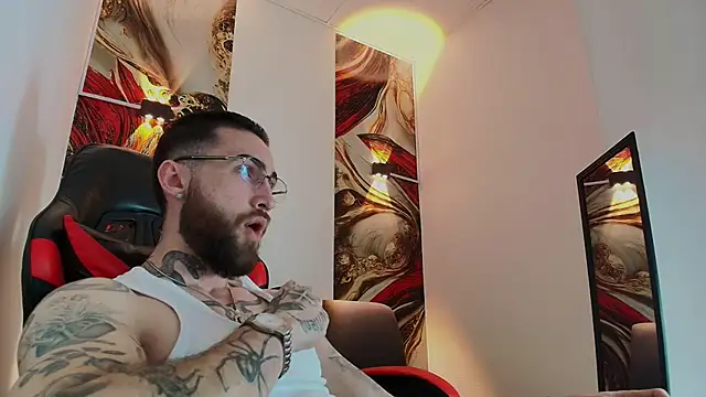 Snapshot of Luke_davis01 chatting on November 27, 2025, 1:11 pm Luke davis01 online show from November 27, 2025, 1:11 pm