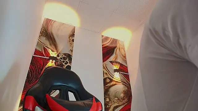 Snapshot of Luke_davis01 chatting on November 22, 2025, 1:10 pm Luke davis01 online show from November 22, 2025, 1:10 pm