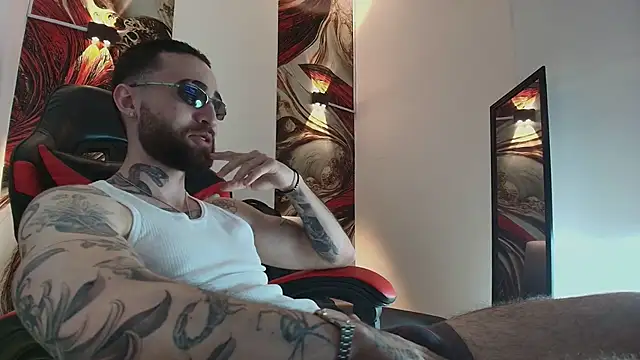 Snapshot of Luke_davis01 chatting on December 15, 2025, 1:39 pm Luke davis01 online show from December 15, 2025, 1:39 pm