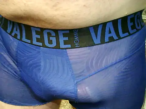 Snapshot of archange_17 chatting on September 28, 2025, 7:37 am archange 17 online show from September 28, 2025, 7:37 am