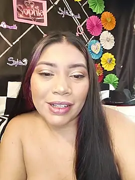 Sophia Brunett online show from June 26, 2026, 8:31 am