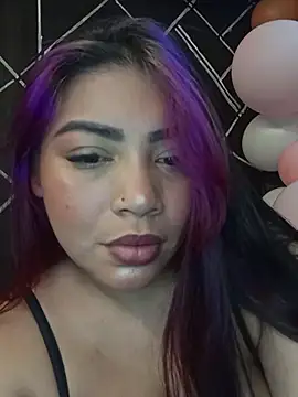 Sophia Brunett online show from May 22, 2026, 7:12 pm