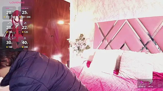 Saori Sann  online show from November 27, 2025, 1:00 pm