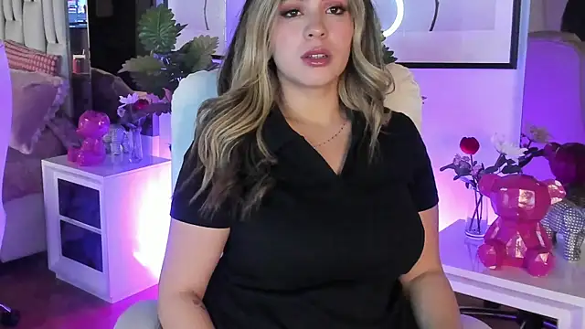 Cloee Rainbow1 online show from February 18, 2026, 11:50 am