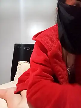 Snapshot of Milan-88 chatting on January 11, 2026, 7:43 pm Milan-88 online show from January 11, 2026, 7:43 pm