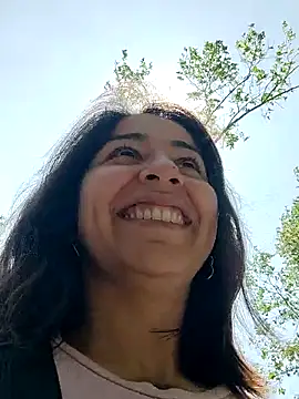 Snapshot of MaiPandora chatting on October 9, 2025, 6:41 pm MaiPandora online show from October 9, 2025, 6:41 pm