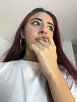 Mirandaa Rogers online show from February 2, 2026, 7:02 pm