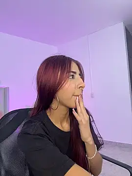 Mirandaa Rogers online show from March 24, 2026, 7:03 pm