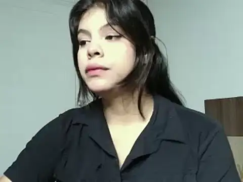 Snapshot of Andrigin chatting on February 19, 2025, 2:33 pm Andrigin online show from February 19, 2025, 2:33 pm