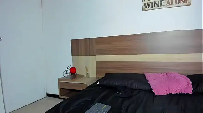 Snapshot of Andrigin chatting on March 10, 2025, 6:45 pm Andrigin online show from March 10, 2025, 6:45 pm