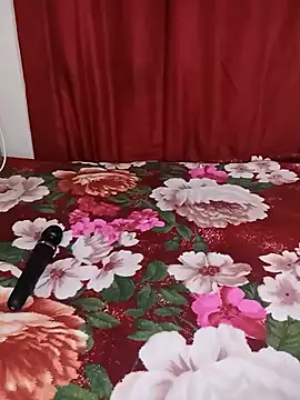 Malika-697 online show from July 6, 2026, 5:37 pm