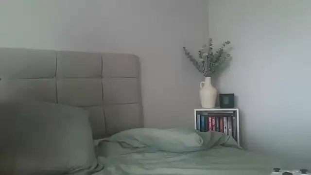 Snapshot of skyejde chatting on March 22, 2026, 5:14 pm skyejde online show from March 22, 2026, 5:14 pm