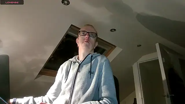 AdmiredThirty online show from January 16, 2026, 10:47 pm