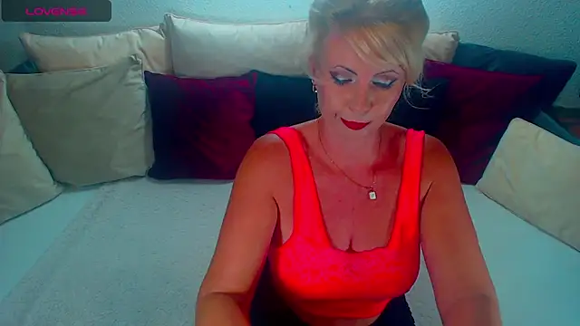 Lex McQueen online show from July 7, 2026, 9:29 pm