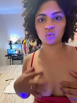 Snapshot of Tana_latin chatting on May 6, 2026, 1:09 am Tana latin online show from May 6, 2026, 1:09 am
