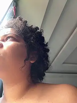 Snapshot of Tana_latin chatting on December 14, 2025, 2:00 pm Tana latin online show from December 14, 2025, 2:00 pm