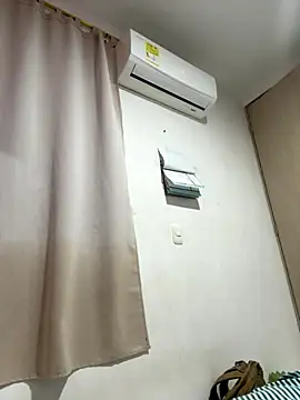 Snapshot of Tana_latin chatting on October 31, 2025, 3:14 am Tana latin online show from October 31, 2025, 3:14 am