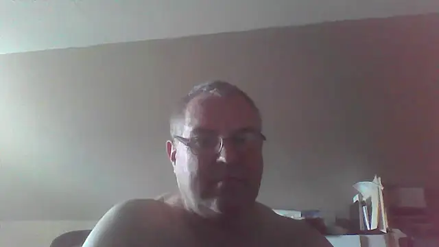 Snapshot of mkestr69 chatting on September 12, 2025, 6:51 pm mkestr69 online show from September 12, 2025, 6:51 pm
