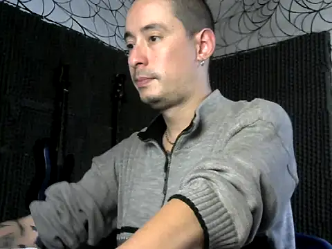 vampireathome online show from February 25, 2026, 8:30 pm