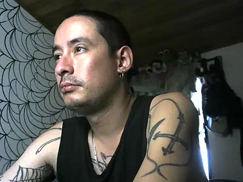 Snapshot of vampireathome chatting on May 4, 2026, 7:06 pm vampireathome online show from May 4, 2026, 7:06 pm