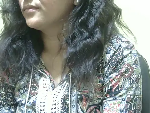 Your cutiepie  online show from November 12, 2025, 6:34 pm