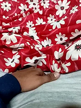 Snapshot of Yashkumar_0697 chatting on December 22, 2025, 6:30 pm Yashkumar 0697 online show from December 22, 2025, 6:30 pm