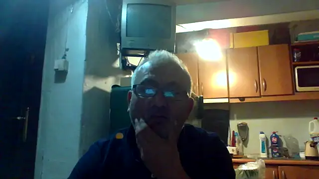 Snapshot of murat7888 chatting on April 14, 2026, 6:40 am murat7888 online show from April 14, 2026, 6:40 am