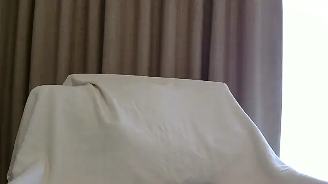 redpoint34 online show from November 5, 2025, 8:06 am