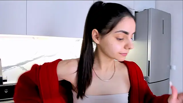 Snapshot of EmiliaZen chatting on February 23, 2025, 1:42 pm EmiliaZen online show from February 23, 2025, 1:42 pm