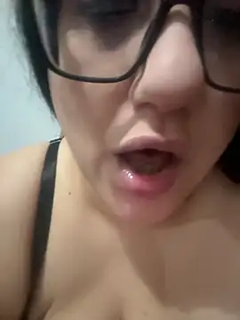 daianaspencer online show from February 21, 2026, 7:21 am