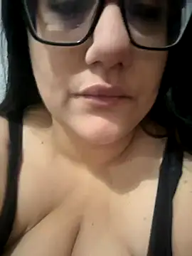 daianaspencer online show from December 3, 2025, 8:03 am