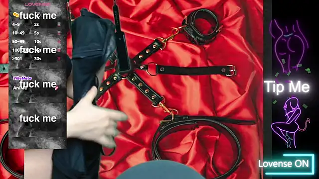 Snapshot of FetishLady89 chatting on December 22, 2025, 5:35 pm FetishLady89 online show from December 22, 2025, 5:35 pm