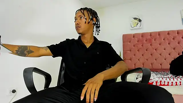 Snapshot of blackdirty420 chatting on March 17, 2025, 4:11 pm blackdirty420 online show from March 17, 2025, 4:11 pm