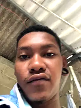 Snapshot of blackdirty420 chatting on October 31, 2025, 1:41 pm blackdirty420 online show from October 31, 2025, 1:41 pm