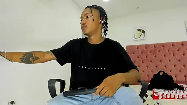 Snapshot of blackdirty420 chatting on March 18, 2025, 3:55 pm blackdirty420 online show from March 18, 2025, 3:55 pm