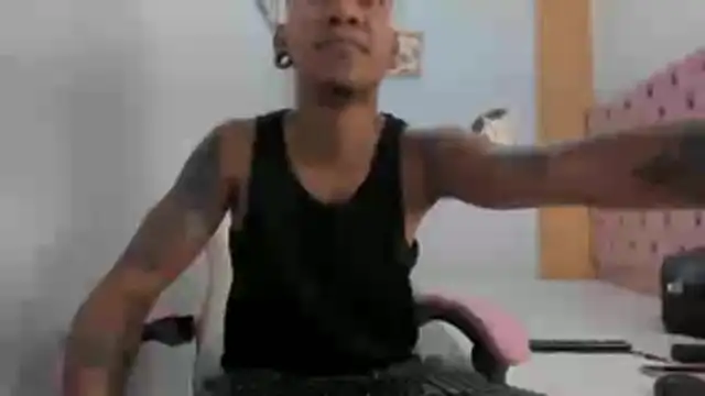 Snapshot of blackdirty420 chatting on October 23, 2025, 4:49 pm blackdirty420 online show from October 23, 2025, 4:49 pm