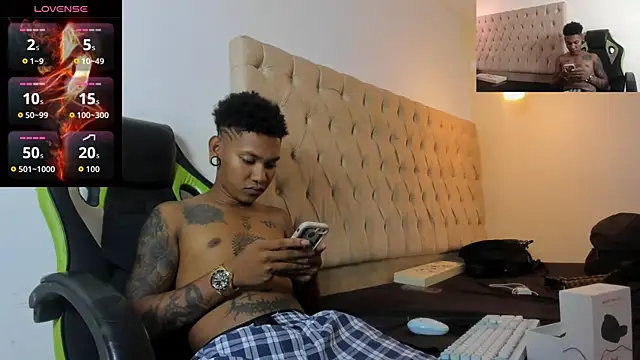 Snapshot of blackdirty420 chatting on October 8, 2025, 8:42 pm blackdirty420 online show from October 8, 2025, 8:42 pm