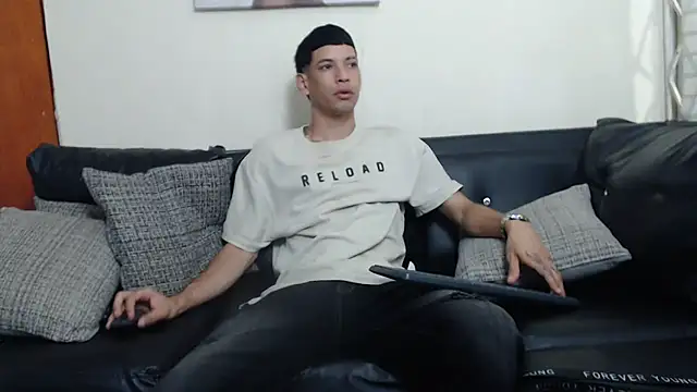 Snapshot of biigjhonny chatting on September 14, 2025, 2:34 am biigjhonny online show from September 14, 2025, 2:34 am