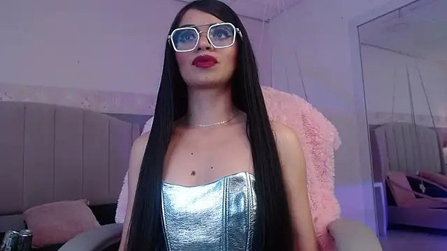 Snapshot of Emerald_gh chatting on January 6, 2026, 5:22 am Emerald gh online show from January 6, 2026, 5:22 am