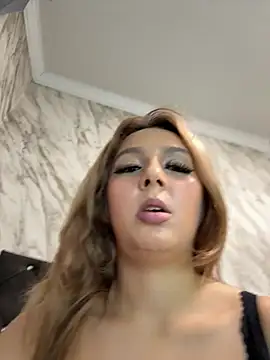 hotamanda01 online show from March 29, 2026, 6:09 pm