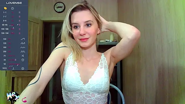 Snapshot of Caramel_piegirl chatting on September 30, 2025, 8:59 pm Caramel piegirl online show from September 30, 2025, 8:59 pm