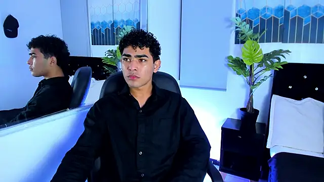 Snapshot of LucasCarterr chatting on March 1, 2025, 7:51 am LucasCarterr online show from March 1, 2025, 7:51 am