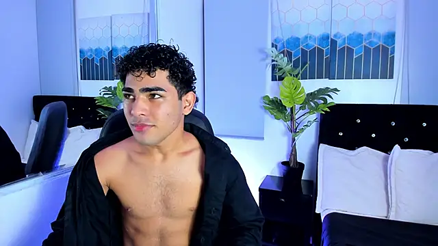 Snapshot of LucasCarterr chatting on March 1, 2025, 3:43 am LucasCarterr online show from March 1, 2025, 3:43 am